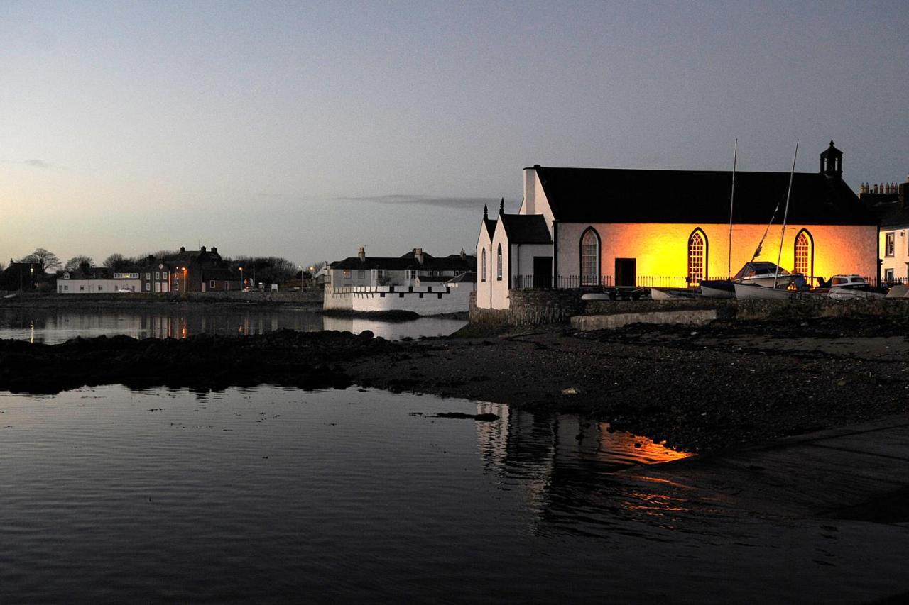 The Steam Packet Inn Isle of Whithorn Exterior photo