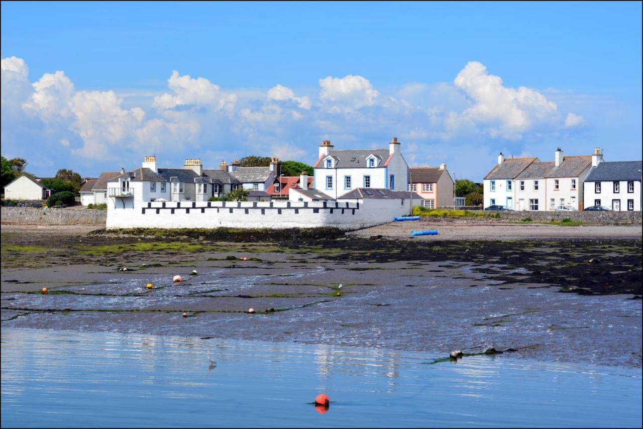 The Steam Packet Inn Isle of Whithorn Exterior photo